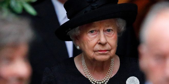 The Queen Elizabeth II Mourns Sad Death Of Close Family Friend