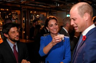 Duchess Kate Offered Prince William Some Dead Bugs At A Reception
