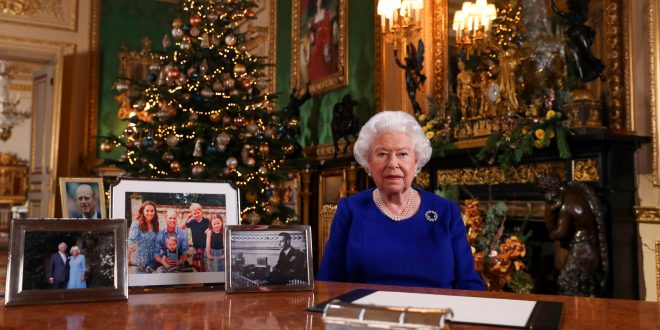 The Queen's Annual Christmas Day Speech Will Be 'Particularly Personal'
