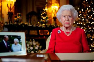 The Queen Moves Nation With Prince Philip Tribute In Christmas Day Speech