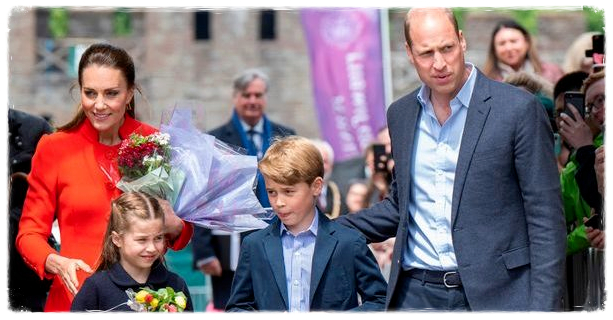 Kate's Awkward Blunder While Buying School Shoes For Her Kids