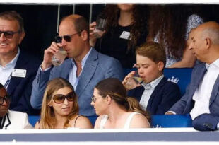 Prince George Joins Prince William To Watch England V Australia Ashes in Lоndon