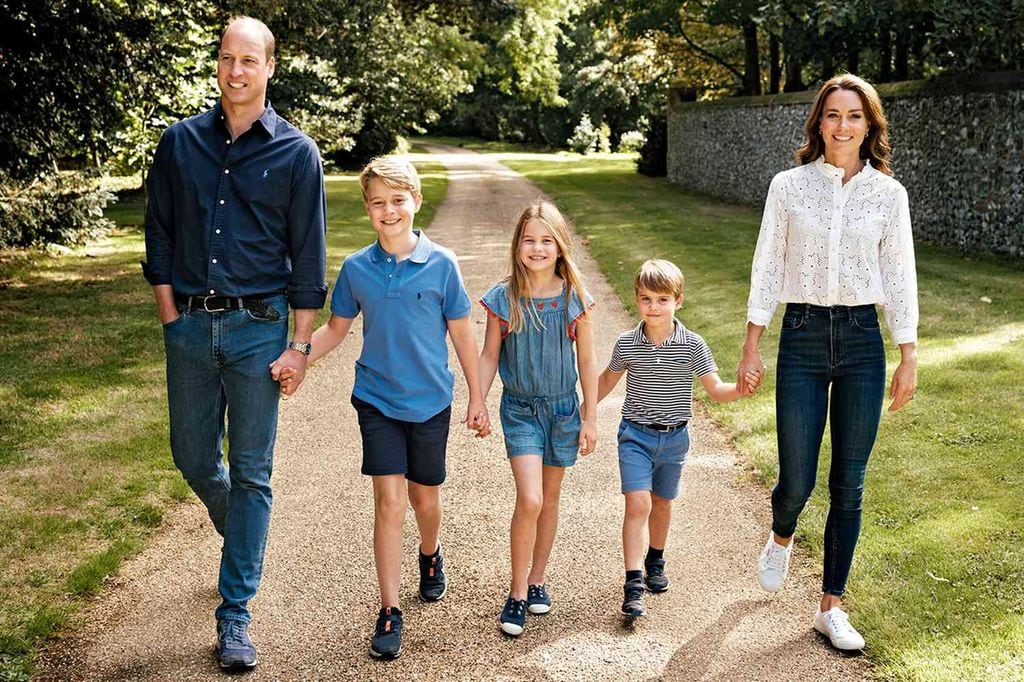 Prince William and Kate had a family photoshoot in Norfolk in summer 2022